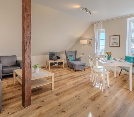 Zur Wiek - Wohnzimmer mit Essbereich